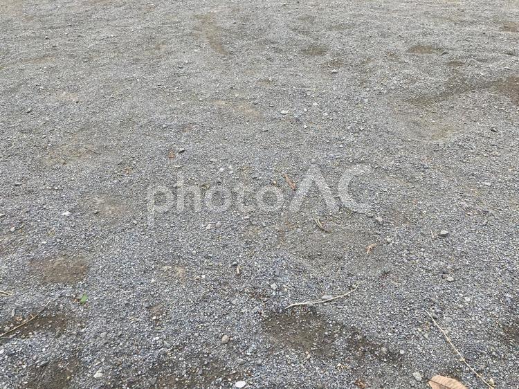 砂利 グラウンド 足跡 アップ 砂利 グラウンド 足跡 アップ 砂利,足跡,グラウンドの写真素材