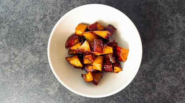 サイコロ型の大学いも サイコロ型の大学いも 大学いも,さつまいも,和菓子の写真素材