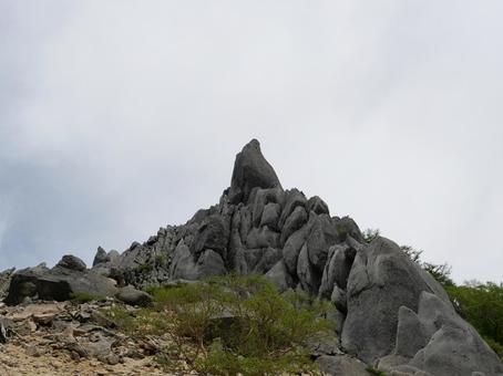 地蔵ヶ岳のオベリスク 地蔵ヶ岳のオベリスク 鳳凰三山,オベリスク,岩峰の写真素材