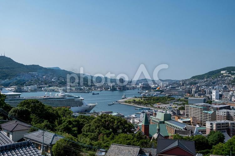 ［長崎県長崎市］坂道からの眺め｜長崎港 長崎,長崎市,長崎港の写真素材