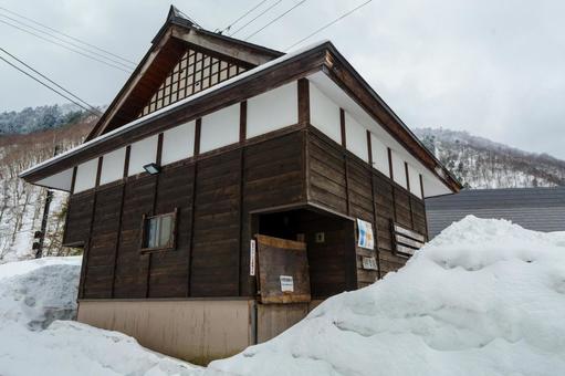 250329秋山郷切明温泉 250329秋山郷切明温泉 秋山郷,長野県,栄村の写真素材