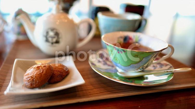カフェの紅茶とクッキー 紅茶,クッキー,カフェの写真素材