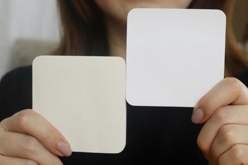 メモ帳をもつ女性 女性,イメージ,メモ帳の写真素材