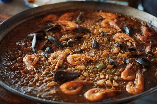 本番スペインのパエリア スペイン,バルセロナ,パエリアの写真素材