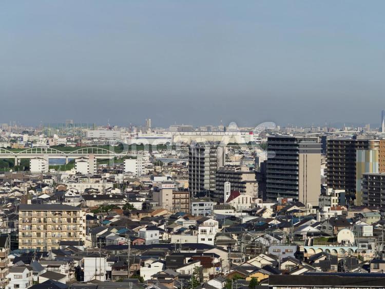 展望台から眺める大阪の街並み 大阪,大阪市,都市景観の写真素材