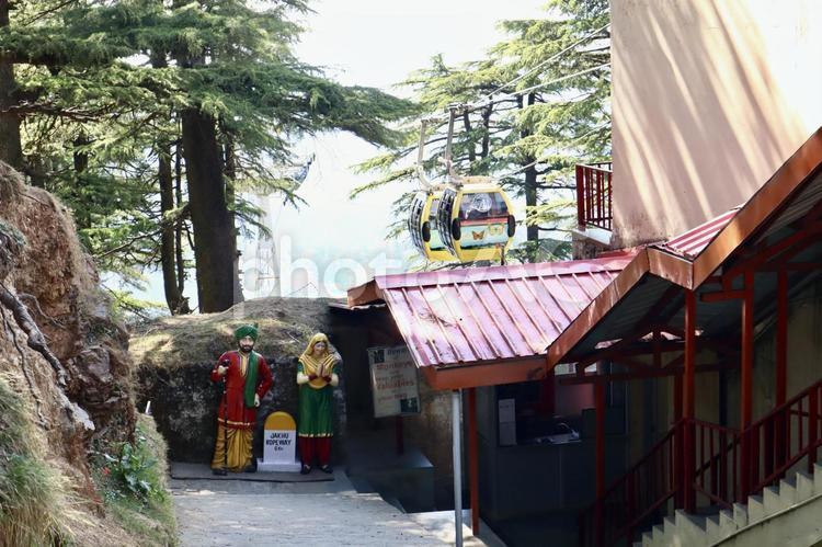 インド　シムラ　ロープウェイ乗り場 海外,インド,旅行の写真素材