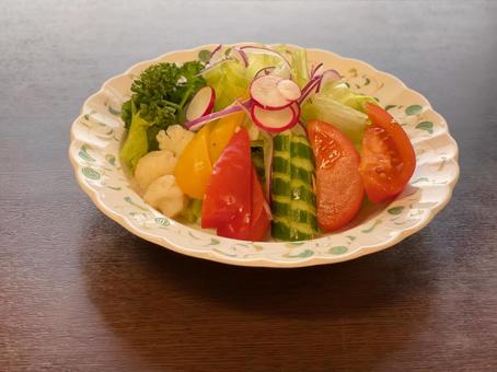 トマトとパプリカとキュウリのサラダ トマトとパプリカとキュウリのサラダ サラダ,トマト,キュウリの写真素材