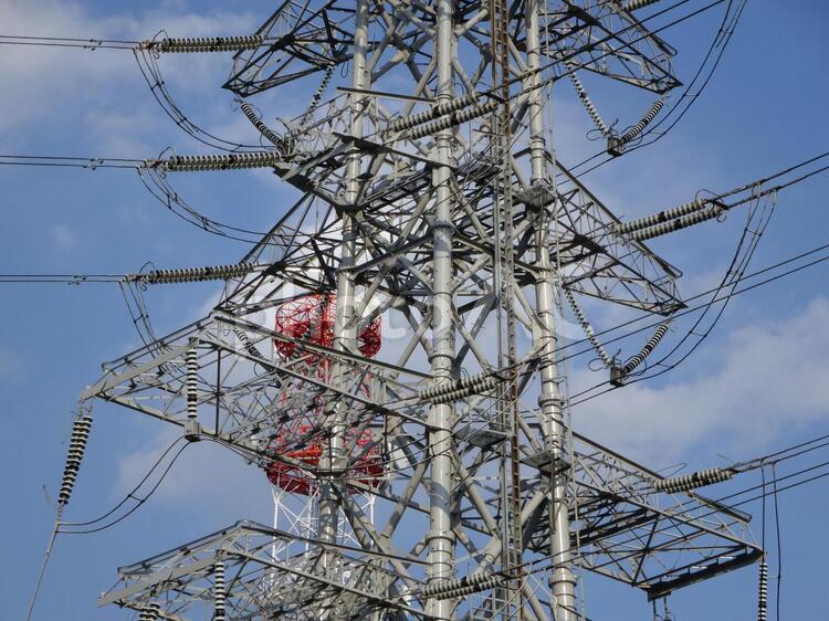 鉄塔がある風景 鉄塔,送電線,電線の写真素材