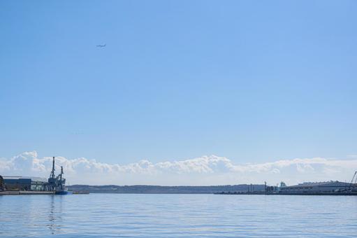 青空と海 青空,海,飛行機の写真素材