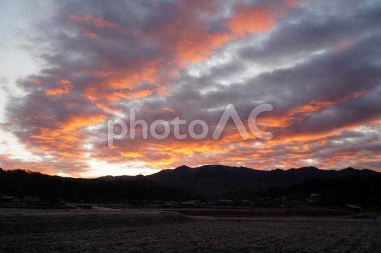 日本神話の舞台「船通山」の夕暮れ 中国地方,山並み,山間部の写真素材