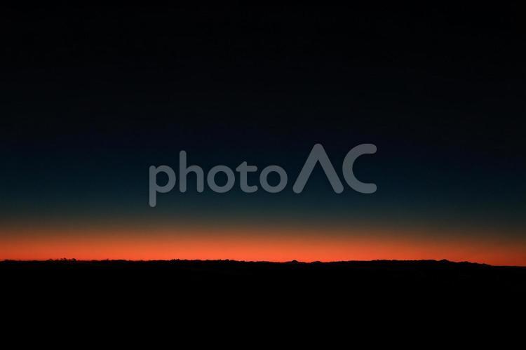 御嶽山から観た夜明け 御嶽山,夜明け,朝日の写真素材