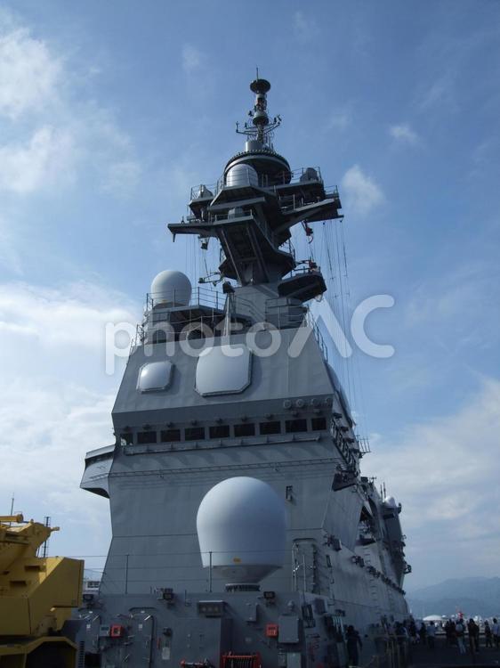 護衛艦ひゅうがの右舷側の大型アイランド 護衛艦ひゅうが,護衛艦,水上艦艇の写真素材