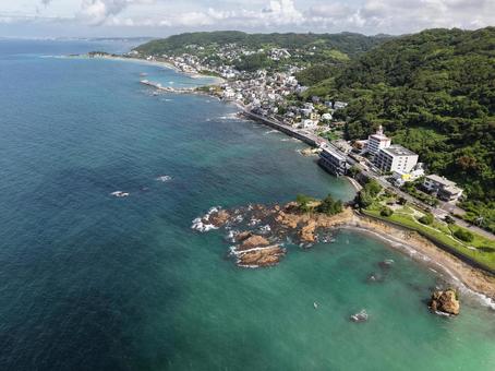 秋谷の立石・立石海岸 秋谷の立石・立石海岸の写真