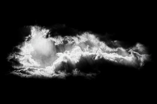 空と光芒 空と光芒 モノクロ,空,雲の写真素材