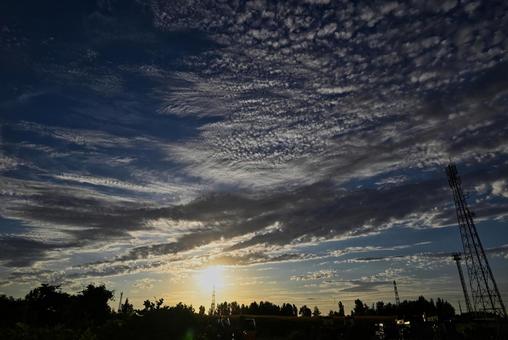 夕暮れ 2025/7/9 夕暮れ 2025/7/9 夕暮れ,夕方,夕景の写真素材