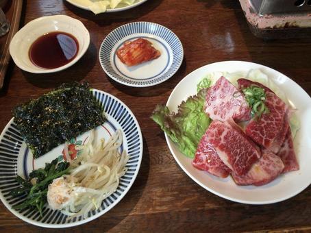 Yakiniku, grilled meat, calvi, raw meat, JPG