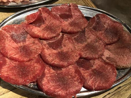 焼肉 牛タン,焼肉,生肉の写真素材