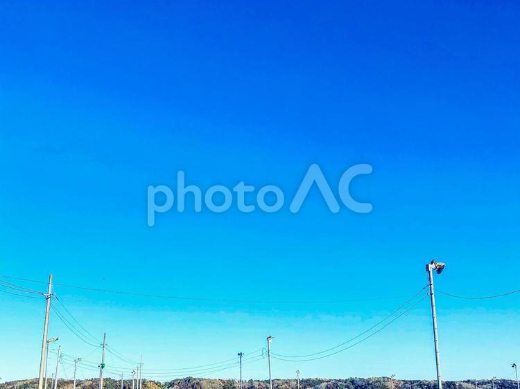 青く晴れた美しい空 スカイブルー,空,晴れの写真素材