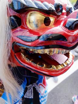 獅子舞の顔の写真
