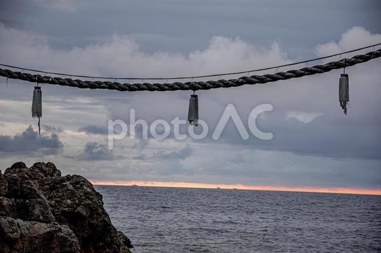 能登　機具岩　夕暮れ 機具岩,能登半島,夕暮れの写真素材