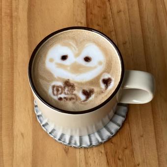 ほっこり鴨のラテアート ラテアート,カフェラテ,cafeの写真素材