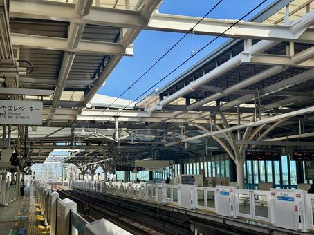 西武池袋線 石神井公園駅のホーム 西武池袋線 石神井公園駅のホーム 石神井公園駅,石神井公園,しゃくじいこうえん駅の写真素材