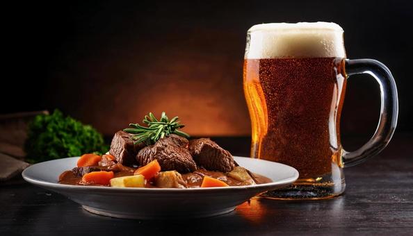 生ビールとビーフシチュー ビーフシチュー,シチュー,ビールの写真素材