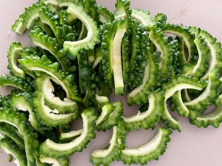 ゴーヤカット済 ゴーヤカット済 ゴーヤ,野菜,やさいの写真素材