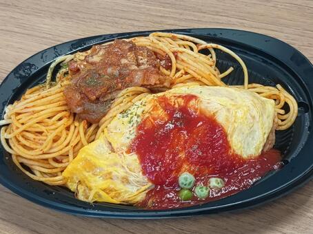 パスタとオムライスの弁当 パスタ,ミートソースパスタ,スパゲッティの写真素材