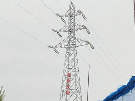 街の鉄塔 街の鉄塔 鉄塔,塔,電気の写真素材