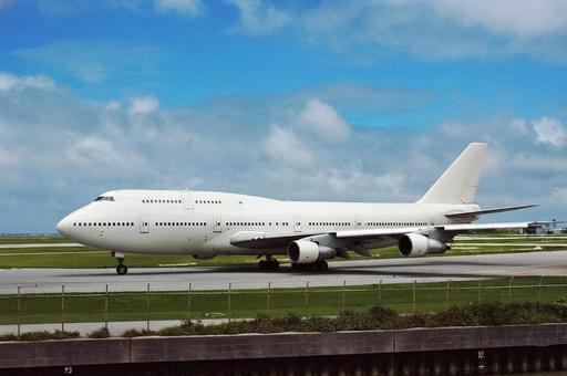飛行機　ボーイング747 旅客機,航空機,エンジンの写真素材