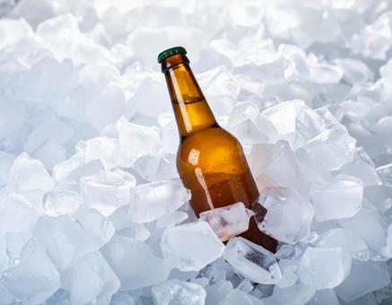 冷えたビール 冷えたビールの写真