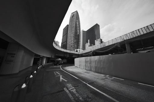 新宿駅西口 地下ロータリーバス乗り場 新宿駅西口 地下ロータリーバス乗り場の写真