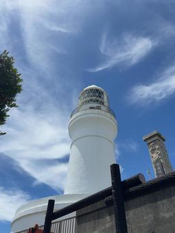 青空と御前埼灯台 青空と御前埼灯台 御前埼灯台,御前崎灯台,灯台の写真素材