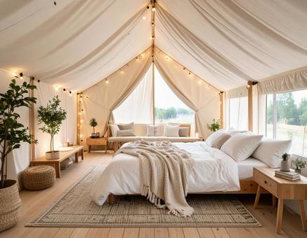 オシャレなグランピングの部屋の写真