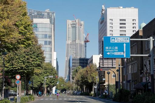 横浜の摩天楼通り 横浜,ランドマークタワー,都市風景の写真素材