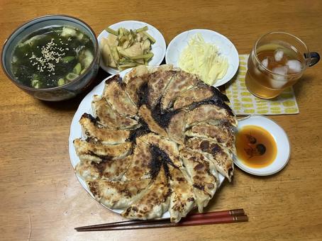 餃子定食 餃子定食 餃子,定食,食事の写真素材