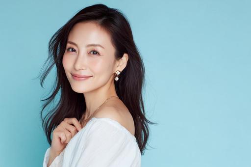 エレガントな大人の女性-1 エレガントな大人の女性-1の写真