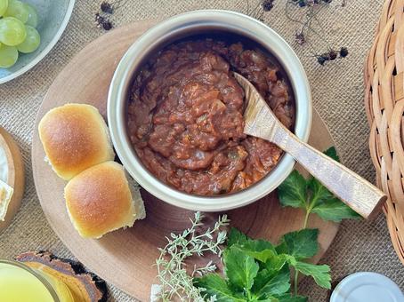 トマトカレー カレー,手作り,パンの写真素材