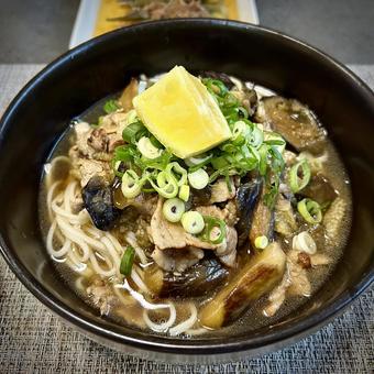 半田素麺の茄子と豚バラのぶっかけ 半田素麺の茄子と豚バラのぶっかけの写真