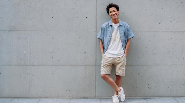 夏の爽やかコーデ男性 夏の爽やかコーデ男性の写真