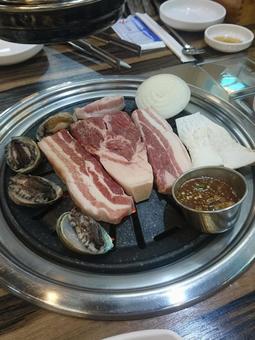韓国の焼肉 韓国の焼肉の写真