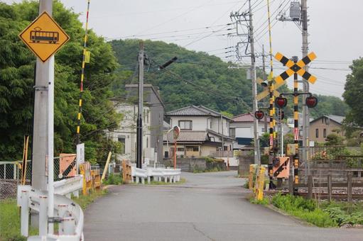 鉄道の踏切の写真