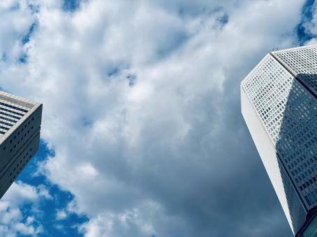 大阪の都会、空 オフィスビル,オフィス街,都会の写真素材