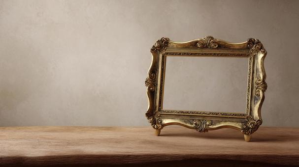 アンティーク金の額縁の写真