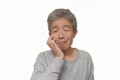 シニア　男性　歯痛 シニア,シニア男性,サラリーマンの写真素材