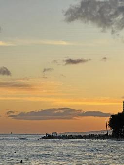 夕焼けの風景 ハワイ,ホノルル,ワイキキの写真素材