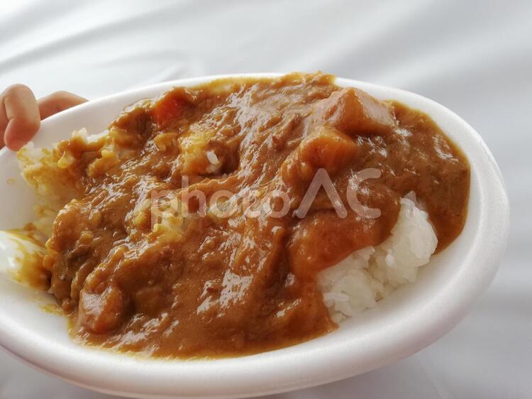 炊き出し　カレーライス 炊き出し,ご飯,非常食の写真素材