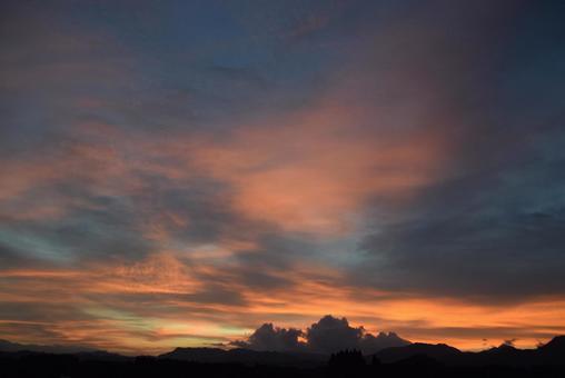 夕焼けの空 夕焼けの空の写真