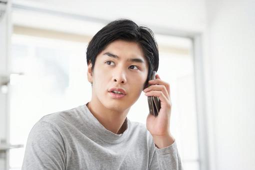 Japanese man making a call on a smartphone, JPG Japanese man making a call on a smartphone, आदमी, कॉल, फ़ोन, JPG